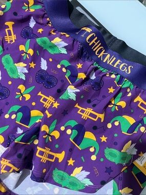 CHICKNLEGS Women's Mardi Gras 1.5 Split Shorts